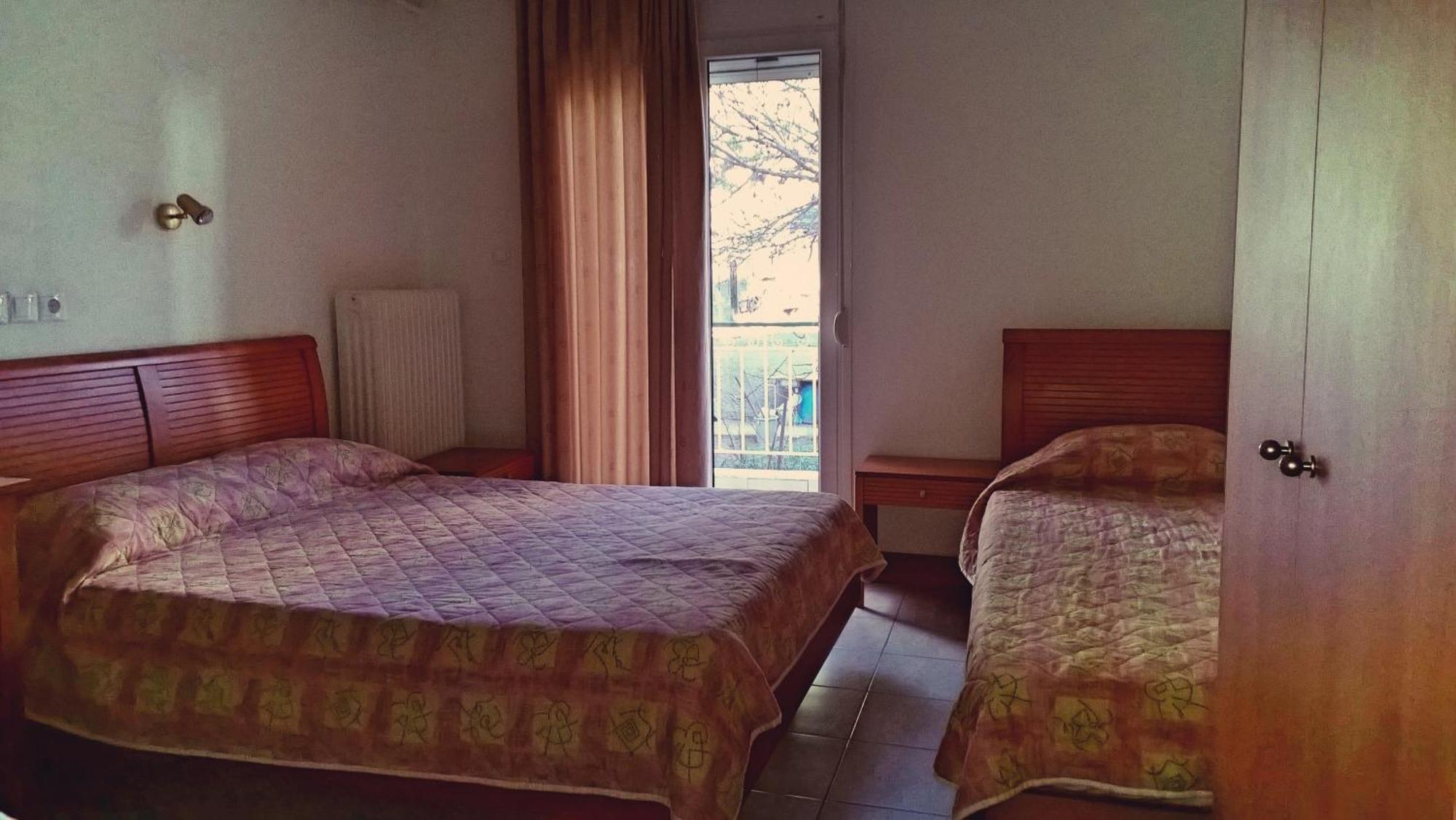 Mitrou Vasiliki Studios Λουτρά Αιδηψού Δωμάτιο φωτογραφία